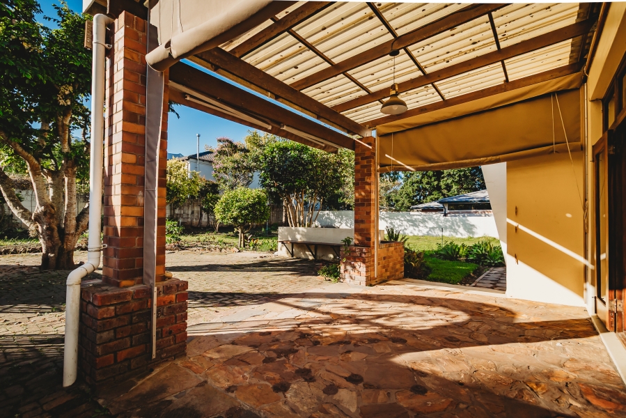 4 Bedroom Property for Sale in Heatherlands Western Cape